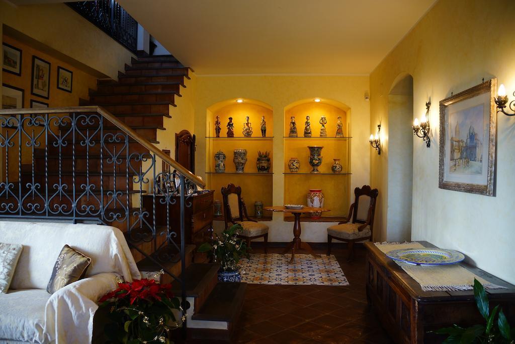 Bed And Breakfast Il Glicine Piedimonte Etneo Extérieur photo