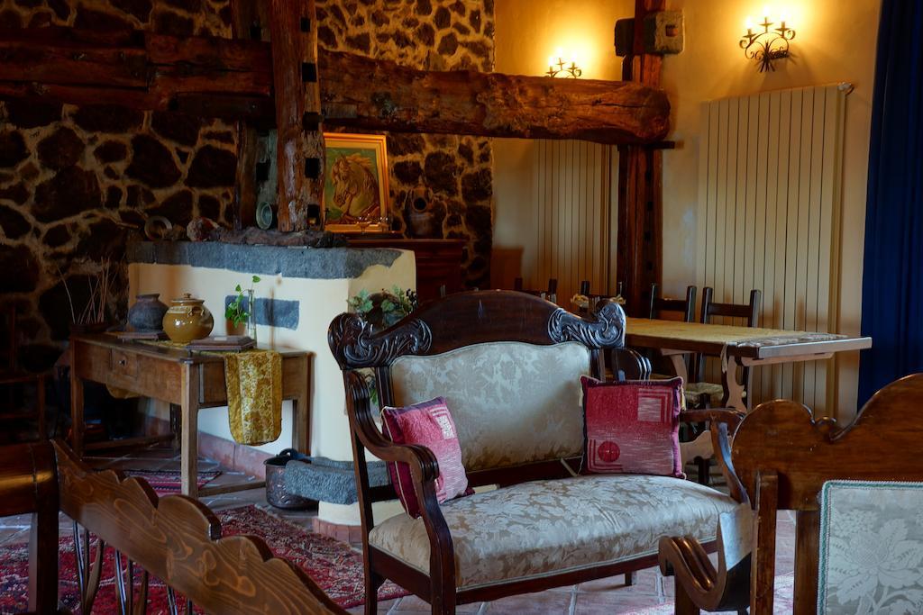 Bed And Breakfast Il Glicine Piedimonte Etneo Extérieur photo