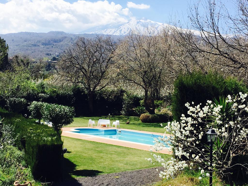 Bed And Breakfast Il Glicine Piedimonte Etneo Extérieur photo